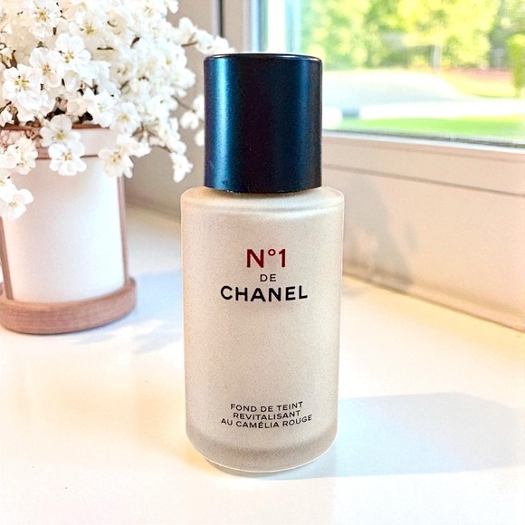 ⚫️ Chanel N°1 DE CHANEL Revitalizing Foundation in Color BD31 Full-Size New - Picture 4 of 8